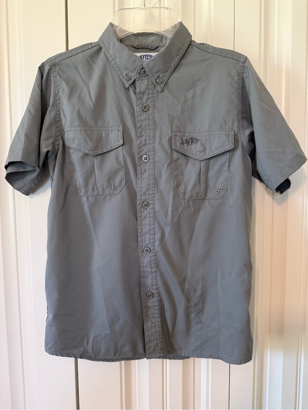 Boy’s Short-Sleeve Button-Down Shirt in Gray